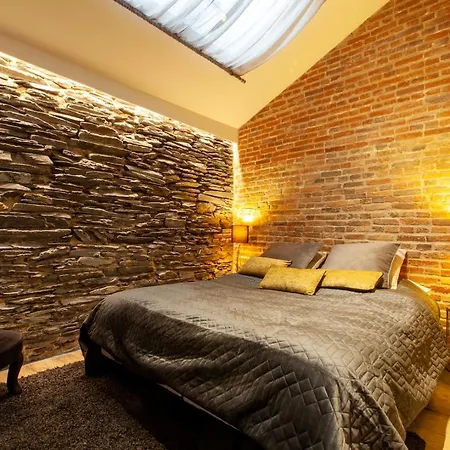 Oluxuxy49 - T3 De Prestige, Place Du Ralliement, 2eme 3eme Et 4eme Etage Sans Ascenseur