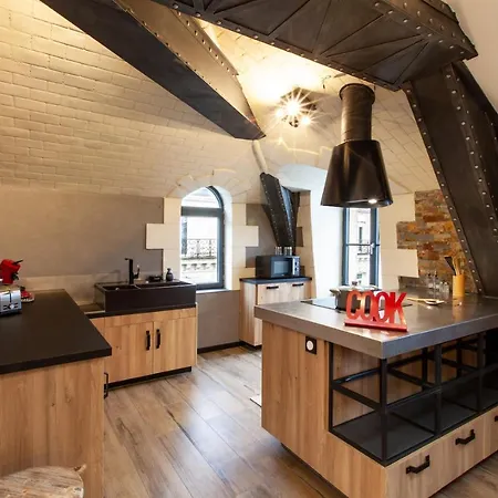 Oluxuxy49 - T3 De Prestige, Place Du Ralliement, 2eme 3eme Et 4eme Etage Sans Ascenseur * Angers