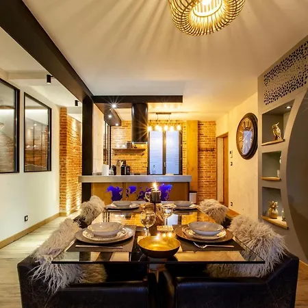 Oluxuxy49 - T3 De Prestige, Place Du Ralliement, 2eme 3eme Et 4eme Etage Sans Ascenseur * Angers