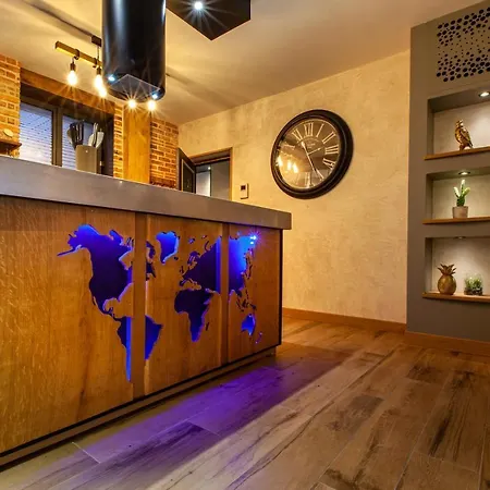 Oluxuxy49 - T3 De Prestige, Place Du Ralliement, 2eme 3eme Et 4eme Etage Sans Ascenseur