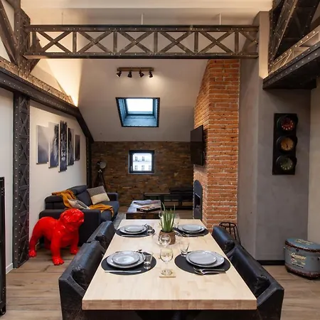 Apartament Oluxuxy49 - T3 De Prestige, Place Du Ralliement, 2eme 3eme Et 4eme Etage Sans Ascenseur Angers